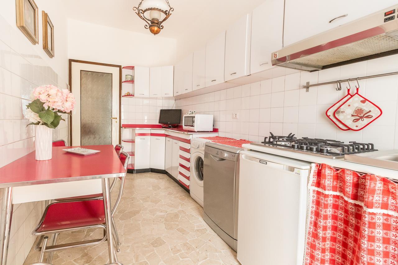 Alessia'S Flat- Sondrio M3 Appartement Milaan Buitenkant foto